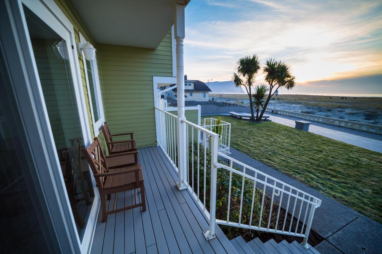 Inn Of The Four Winds Seaside Oceanfront エクステリア 写真