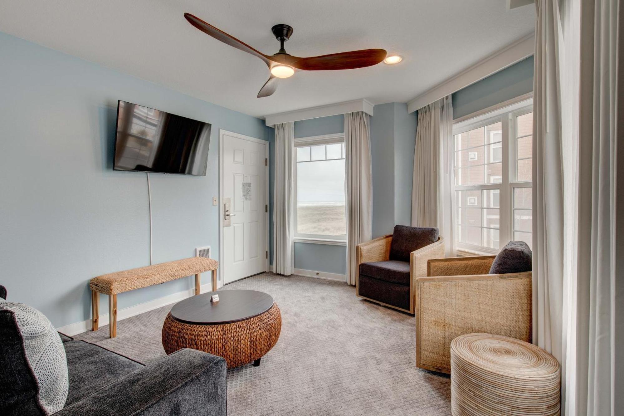 Inn Of The Four Winds Seaside Oceanfront エクステリア 写真